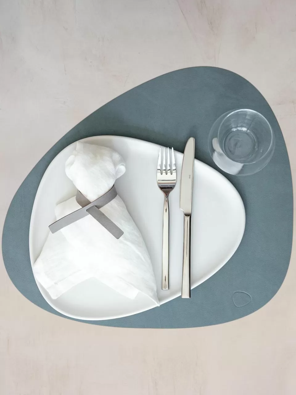 LIND DNA Asymmetrische leren placemats Curve, 4 stuks | Servies | Placemats