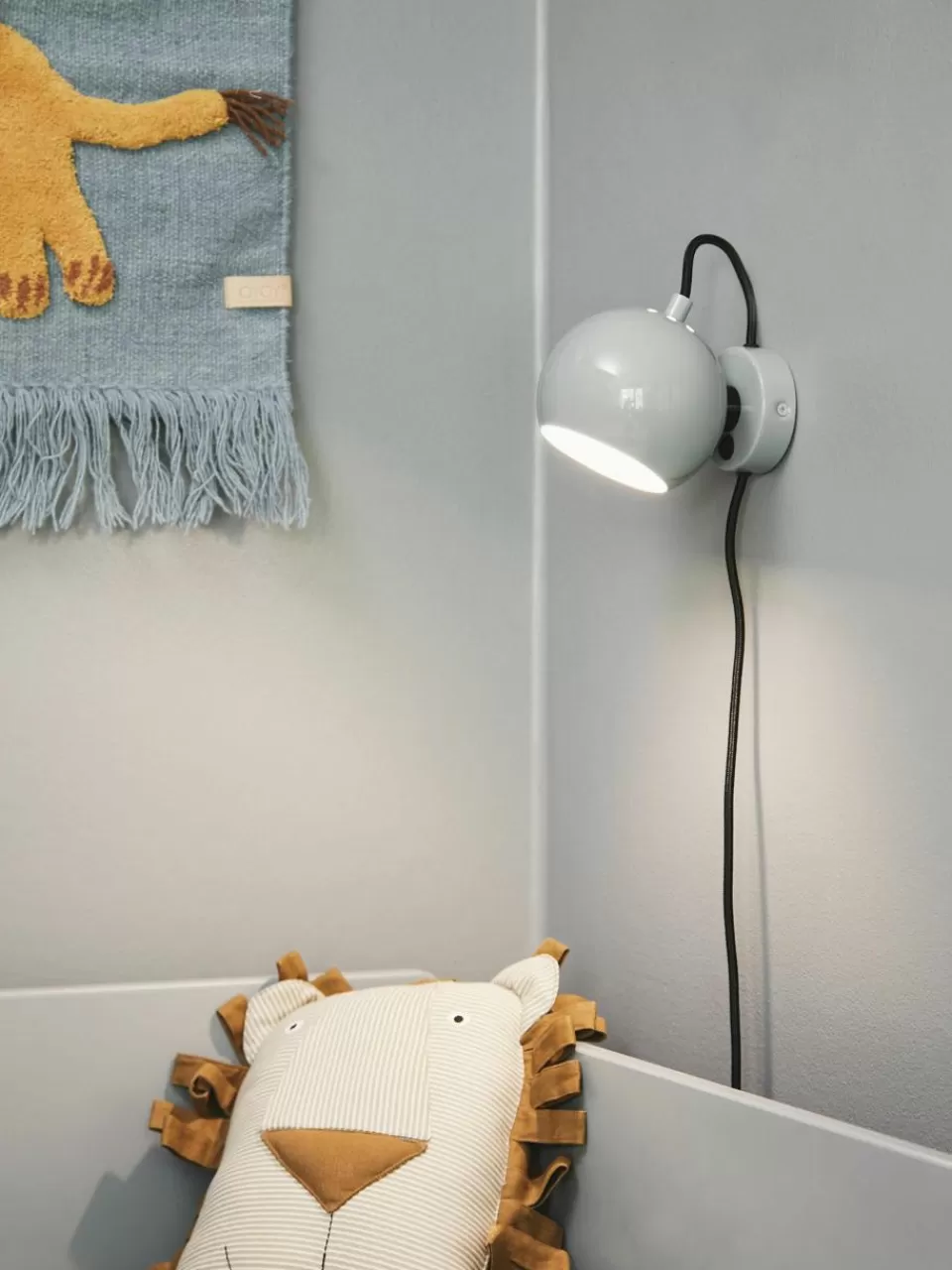 Frandsen Design bolvormige wandlamp Ball | Wandlampen