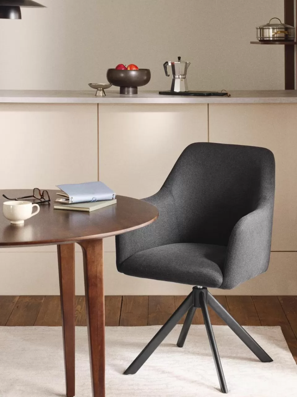 Westwing Collection Draaibare armstoel Isla | Stoelen | Gestoffeerde Stoelen