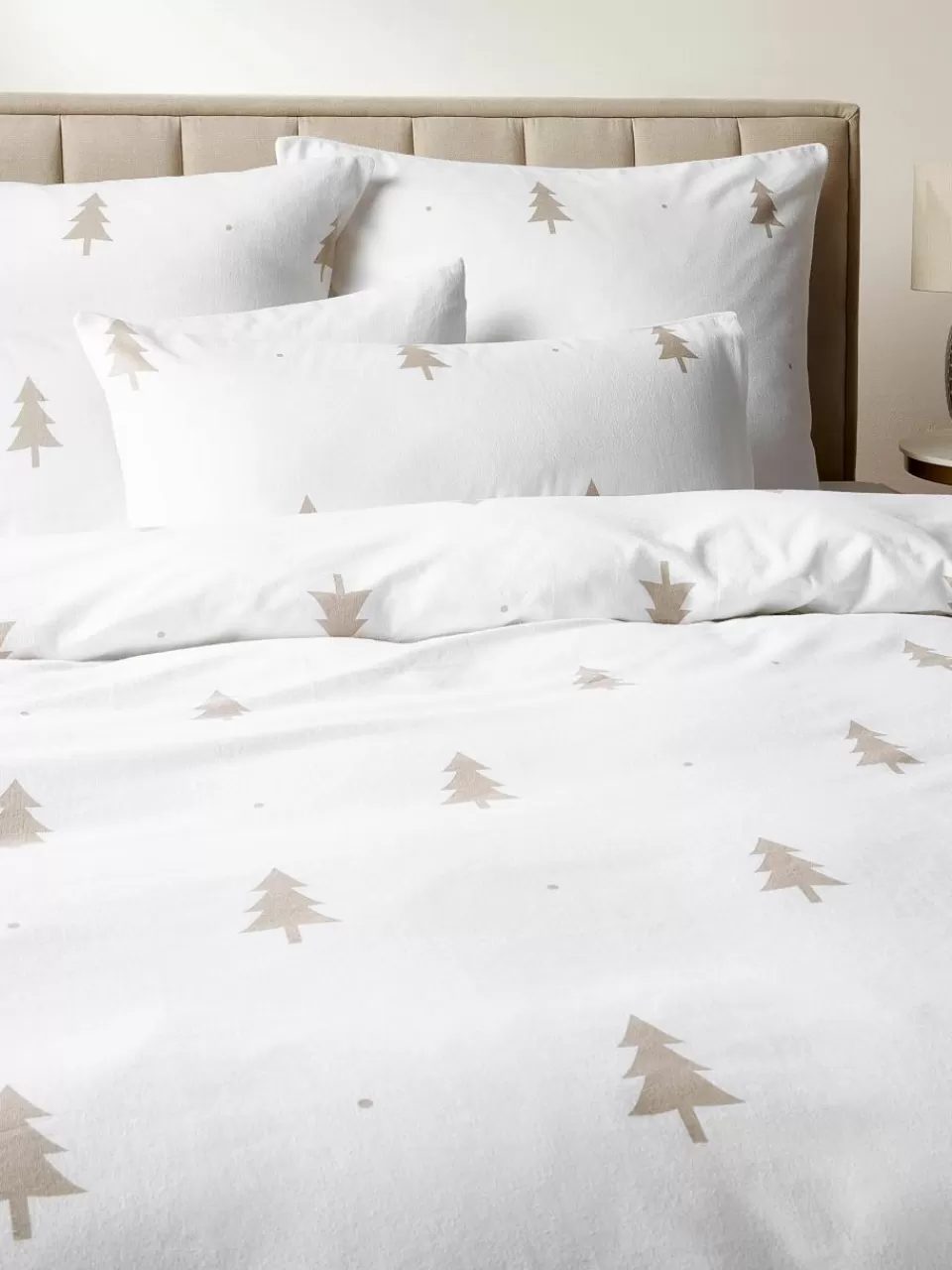 Westwing Collection Flanellen kussenhoes X-mas Tree met kerstmotief | Kussenslopen