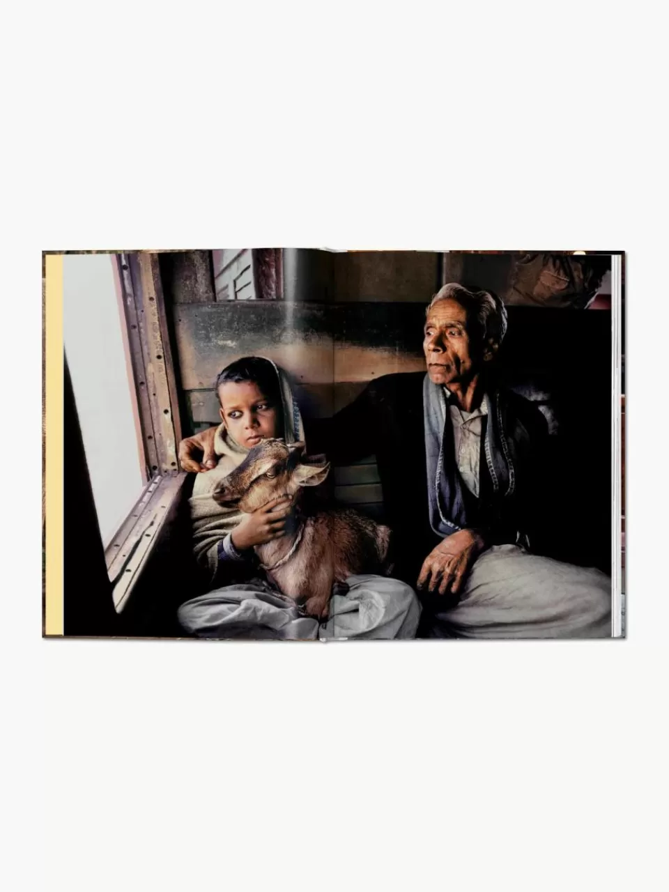 Westwing Geïllustreerd boek Steve McCurry. Animals | Decoratie | Fotoboeken