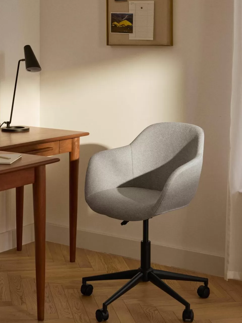 Westwing Collection Gestoffeerde bureaustoel Fiji met smalle zitvlak | Bureaustoelen | Stoelen