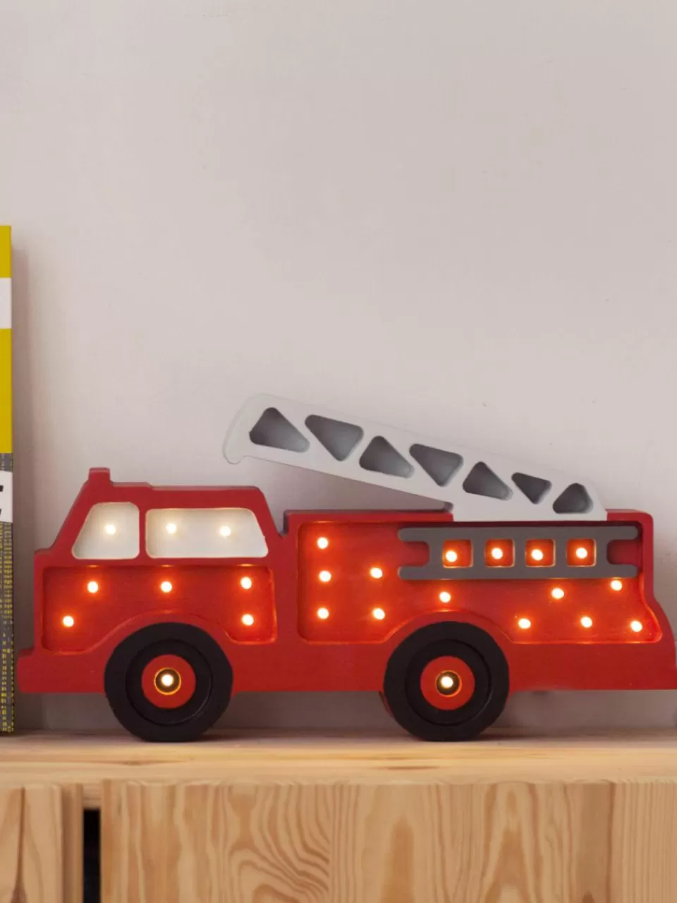 Little Lights Handgemaakte LED-kinderlamp Fire Truck met timerfunctie en afstandsbediening, dimbaar | Kinderlampen | Kinderlampen