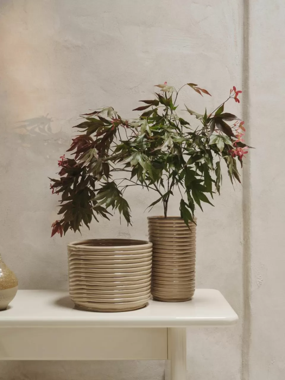 ferm LIVING Handgemaakte plantenpot Corduroy | Plantenbakken | Bloempotten