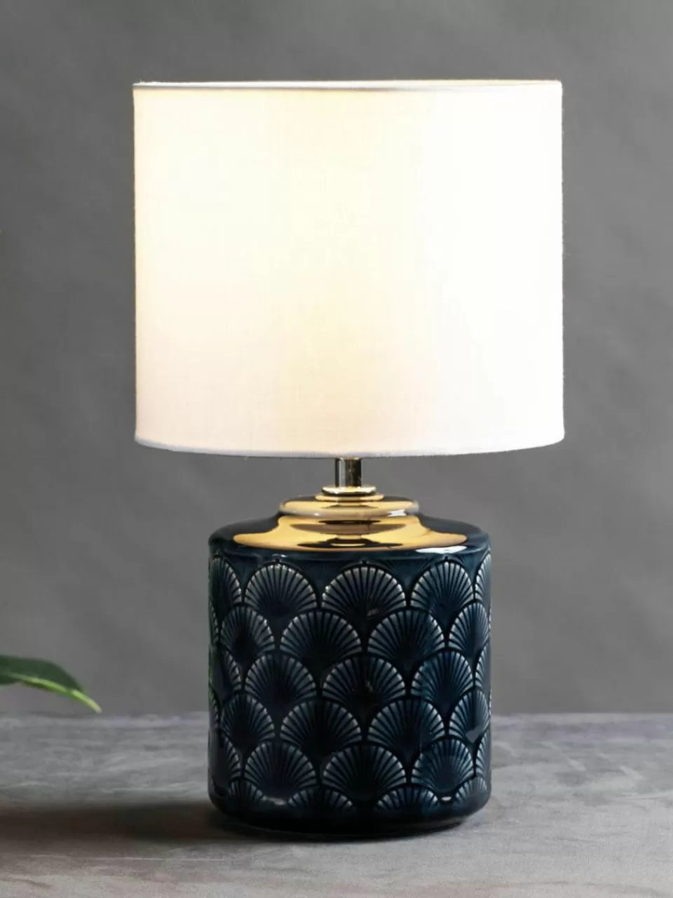 Westwing Kleine keramische tafellamp Glowing Midnight | Bureaulampen | Tafellampen