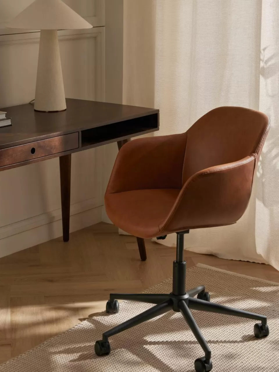 Westwing Collection Kunstleren bureaustoel Fiji met smalle zitvlak | Bureaustoelen | Stoelen