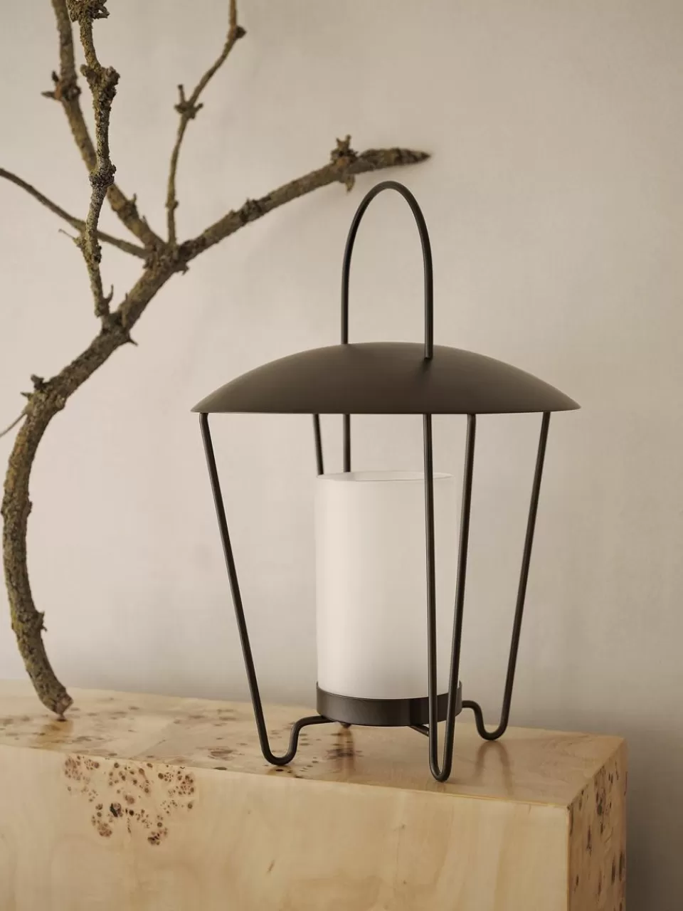 ferm LIVING Metalen lantaarn Abri | Tuinaccessoires | Tuindecoratie