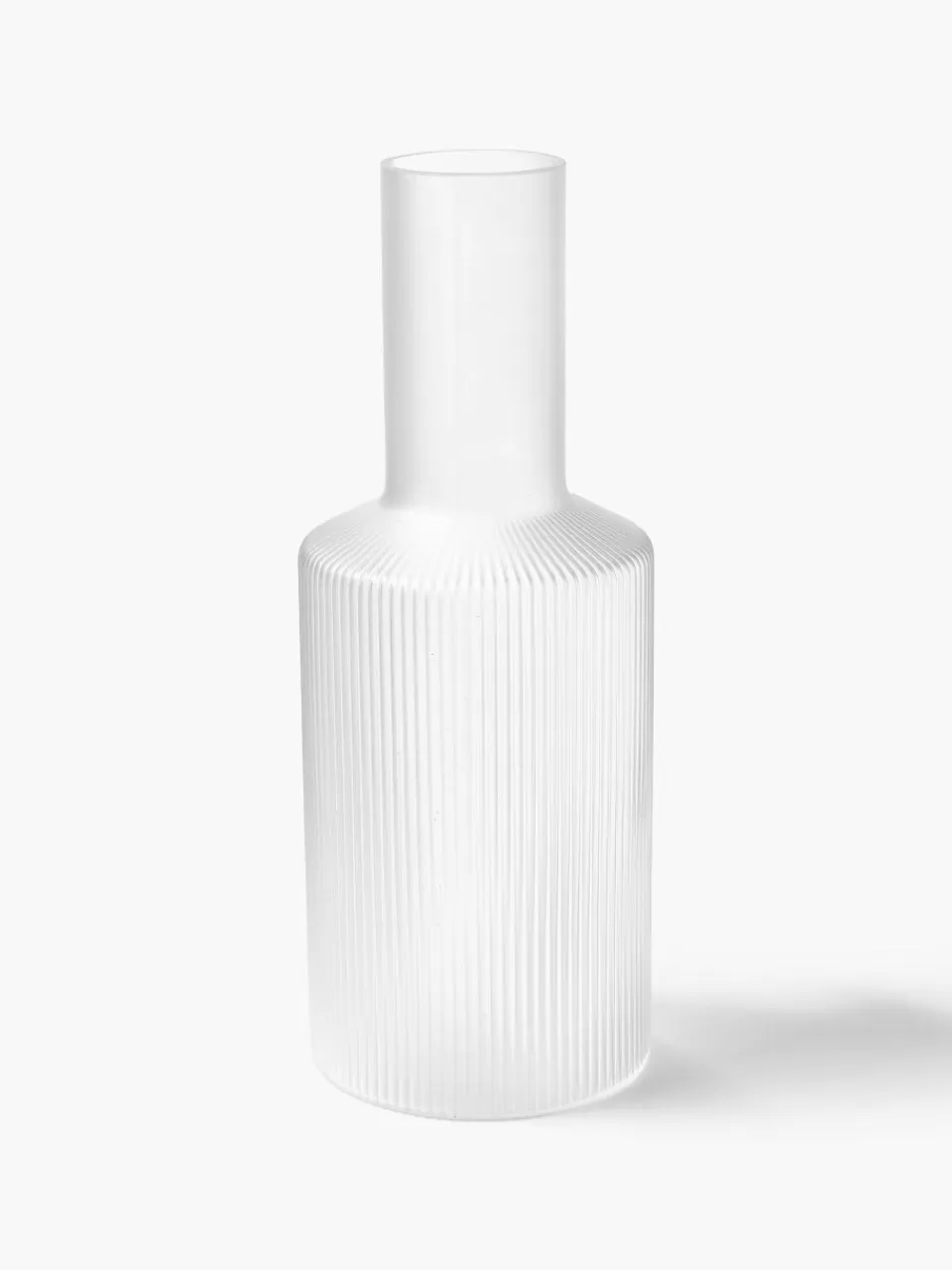 ferm LIVING Mondgeblazen karaf Ripple met groefreliëf, 1 L | Servies | Waterkaraffen & Waterkannen