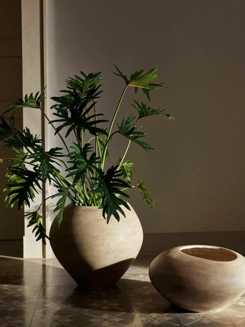 ferm LIVING Plantenpot Dodu van cement | Plantenbakken | Bloempotten