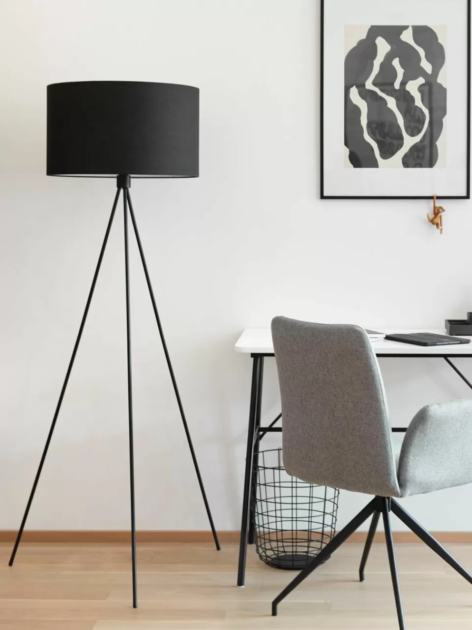 Westwing Collection Tripod vloerlamp Cella met stoffen lampenkap | Staande Lampen | Tripod Lampen