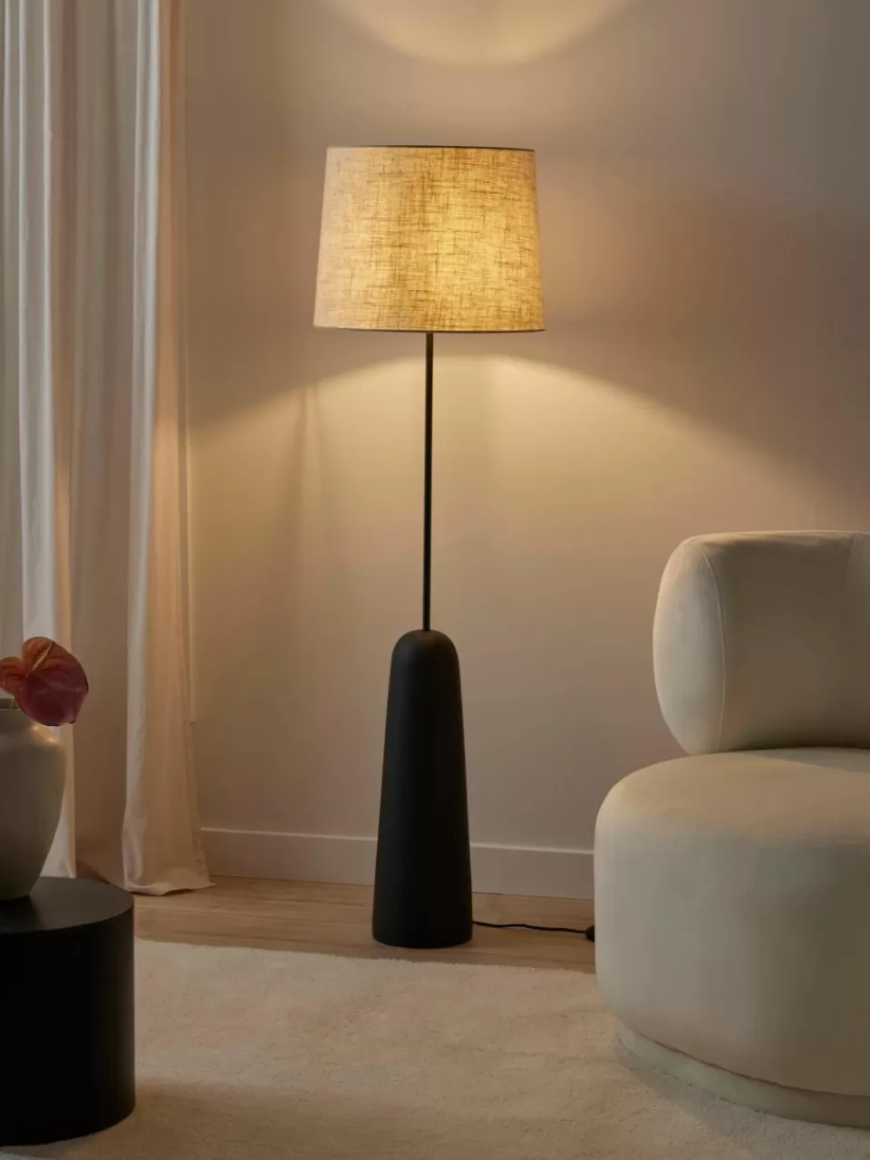 Westwing Collection Vloerlamp Kaya met betonnen voet | Staande Lampen