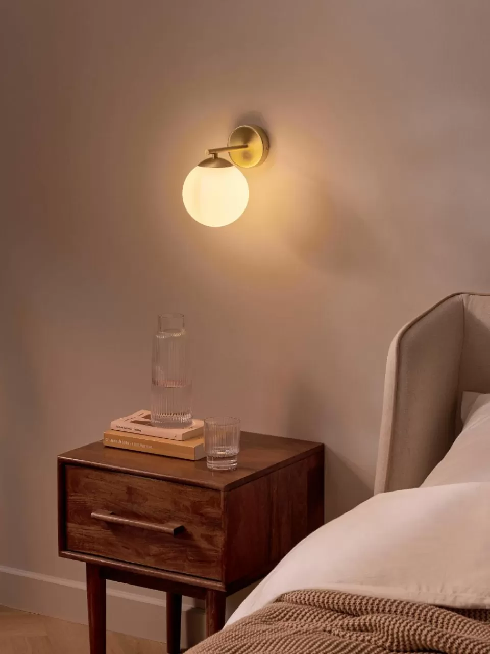 Westwing Collection Wandlamp Atlanta van opaalglas | Wandlampen