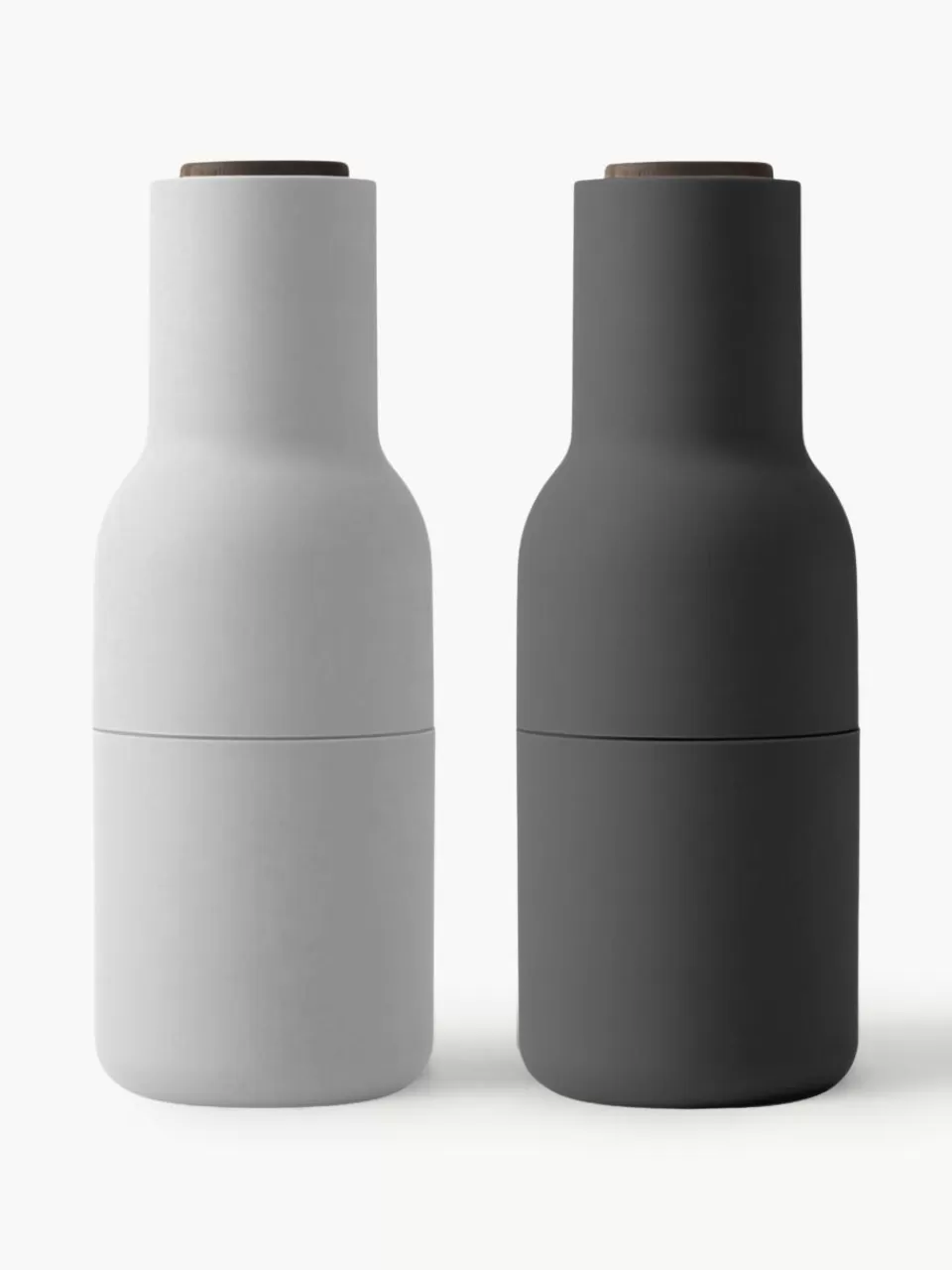 Audo Copenhagen Zout- en pepermolen Bottle Grinder met walnootdeksel, set van 2 | Keukengerei | Kruidenmolens